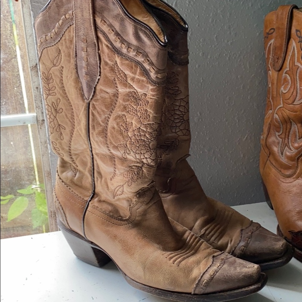 Corral women’s cowgirl boots